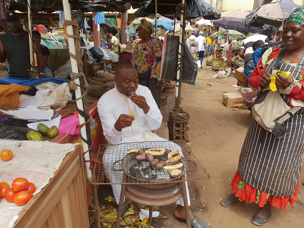 Une vue du marché Mokolo à Yaoundé